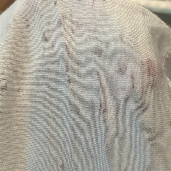 Of Mice & Men Patriotic  band logo v-neck tee size medium - Picture 5 of 6